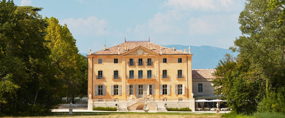 Château de Fonscolombe ★★★★★ - Refined and simple elegance at a Château. - Provence, France