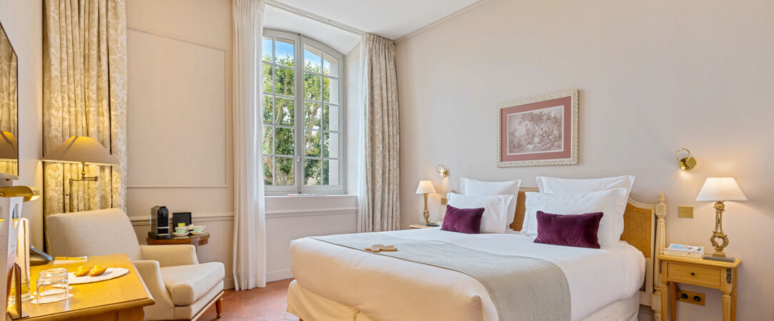 Château de Fonscolombe ★★★★★ Relais & Châteaux - Refined and simple elegance at a Château. - Provence, France