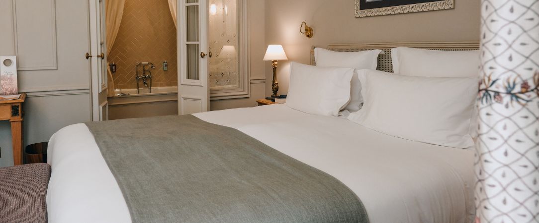 Château de Fonscolombe ★★★★★ Relais & Châteaux - Refined and simple elegance at a Château. - Provence, France
