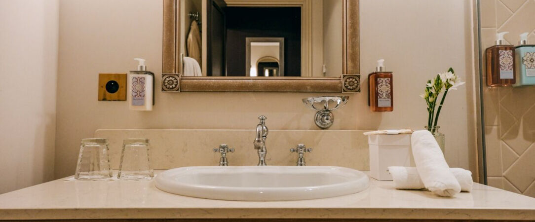 Château de Fonscolombe ★★★★★ Relais & Châteaux - Refined and simple elegance at a Château. - Provence, France