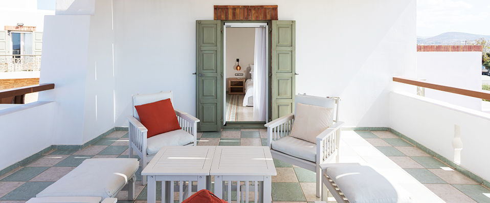 Porto Naxos Hotel ★★★★ - A stylish hotel that exists in harmony with its beautiful surroundings. - Naxos, Greece