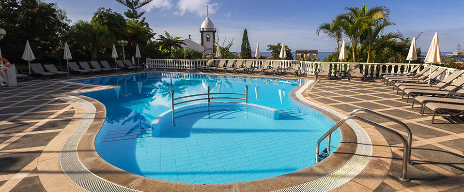 Hotel Quinta Bela São Tiago ★★★★ - Ocean and mountain views from a 19th-century manor house. - Funchal, Portugal