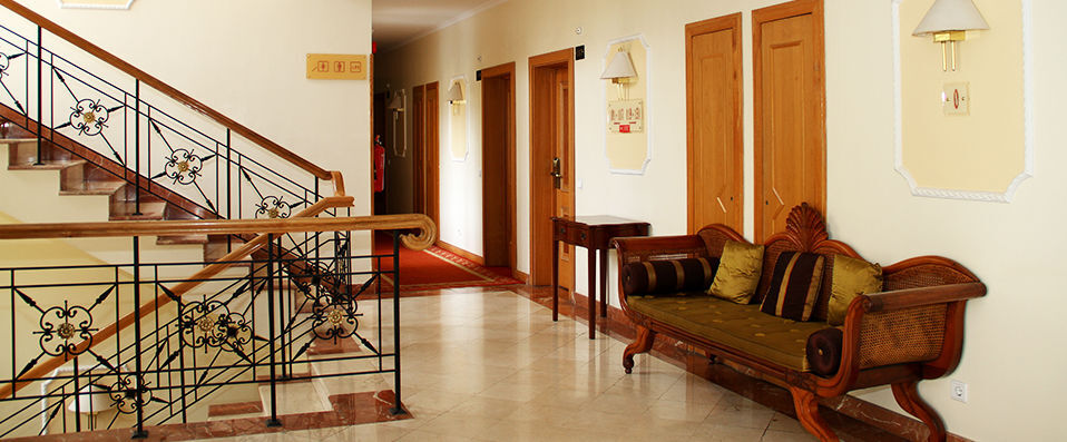 Hotel Quinta Bela São Tiago ★★★★ - Ocean and mountain views from a 19th-century manor house. - Funchal, Portugal