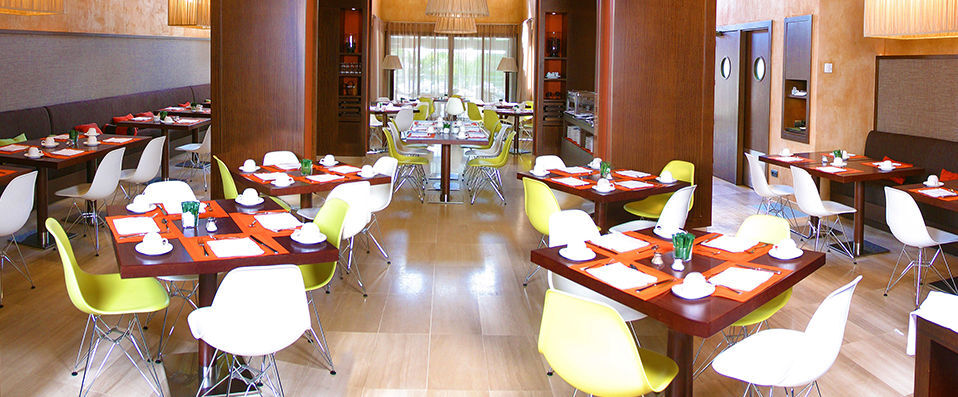 Apartaments Golf by La Costa Resort - Fantastic family-orientated hotel in the magical and medieval Costa Brava - Costa Brava, Spain