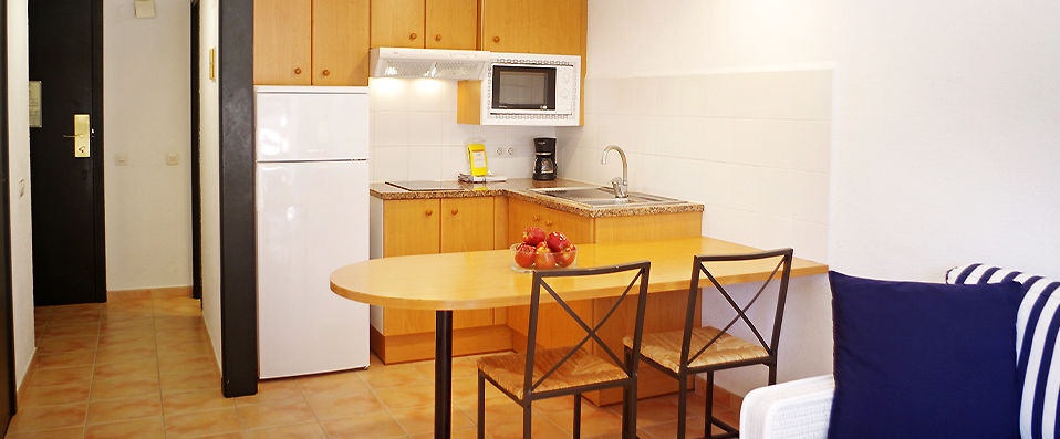 Apartaments Golf by La Costa Resort - Fantastic family-orientated hotel in the magical and medieval Costa Brava - Costa Brava, Spain