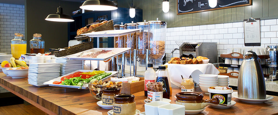 Bermondsey Square Hotel ★★★★ - A Bespoke Hotel - Urban chic meets colourful comfort in one of London’s trendiest neighbourhoods. - London, United Kingdom