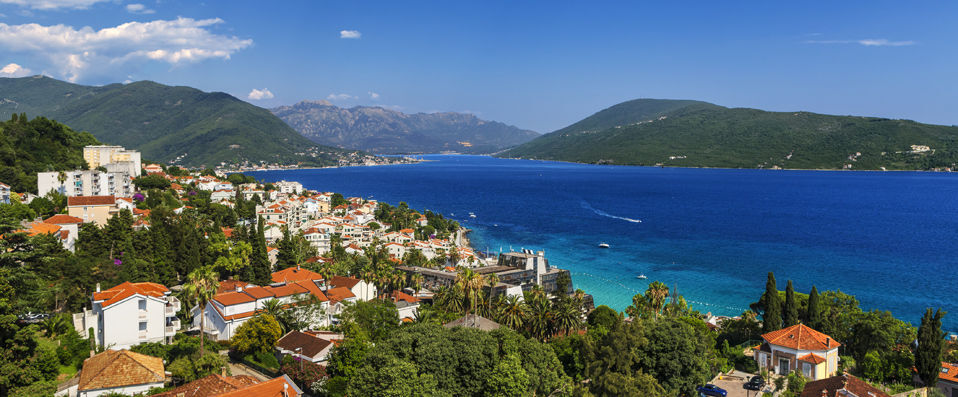 Splendid Conference & Spa Resort ★★★★★ - Unfaltering luxury and comfort on a sandy beach - Montenegro