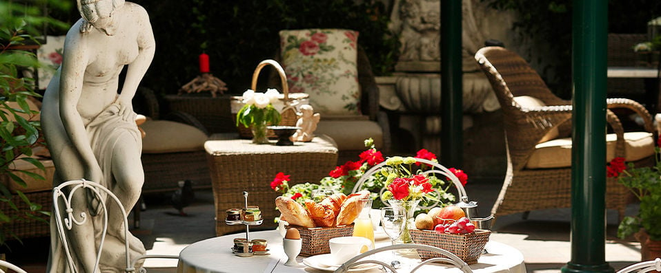 Hôtel des Marronniers - Secret garden setting in the centre of Paris’s literary and cultural hub - Paris, France