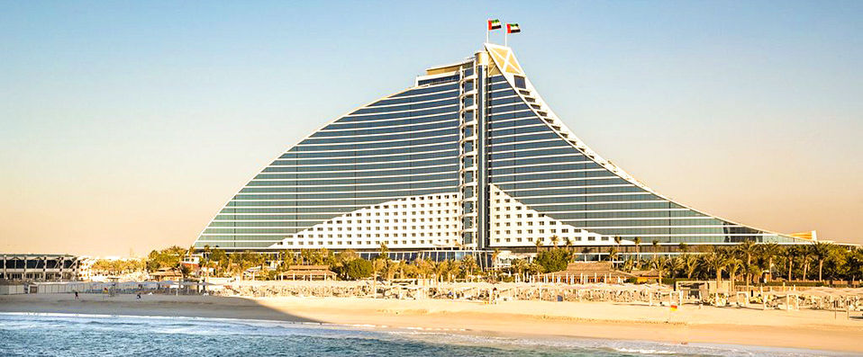 Jumeirah Beach Hotel ★★★★★ - Dubaï : impressionner jusqu’à l’impossible ! - Dubai, United Arab Emirates