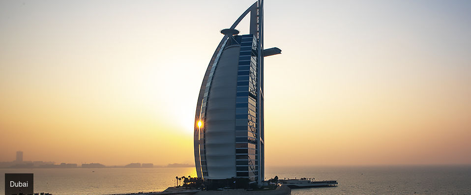Jumeirah Beach Hotel ★★★★★ - Dubaï : impressionner jusqu’à l’impossible ! - Dubai, United Arab Emirates