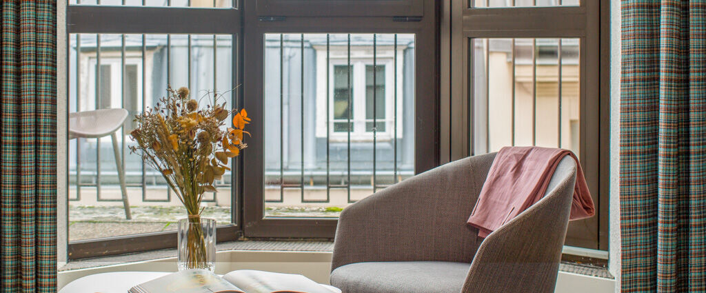 Hôtel Mercure Paris Gare Montparnasse ★★★★ - Colourful Parisian hotel in the historically bohemian 14th arrondissement. - Paris, France