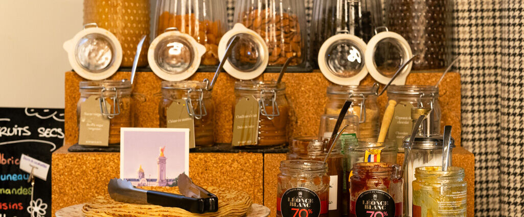 Hôtel Mercure Paris Gare Montparnasse ★★★★ - Hôtel chic & urbain au cœur de Montparnasse, sur la vibrante rive gauche parisienne. - Paris, France