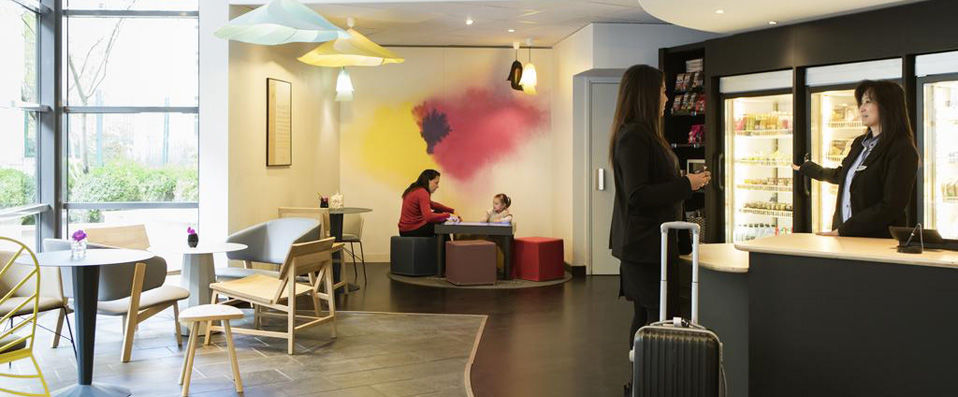 Novotel Suites Paris Rueil Malmaison ★★★★ - Adresse étoilée à 30 minutes de Paris. - Rueil-Malmaison, France