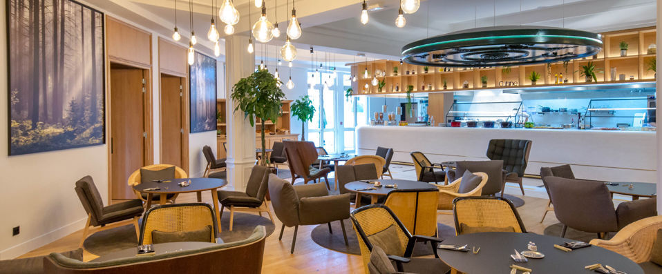 Mercure Chantilly Resort ★★★★ - Savour every moment at this contemporary chateau. - Chantilly, France