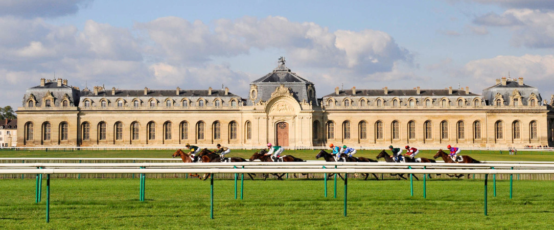 Mercure Chantilly Resort ★★★★ - Savour every moment at this contemporary chateau. - Chantilly, France