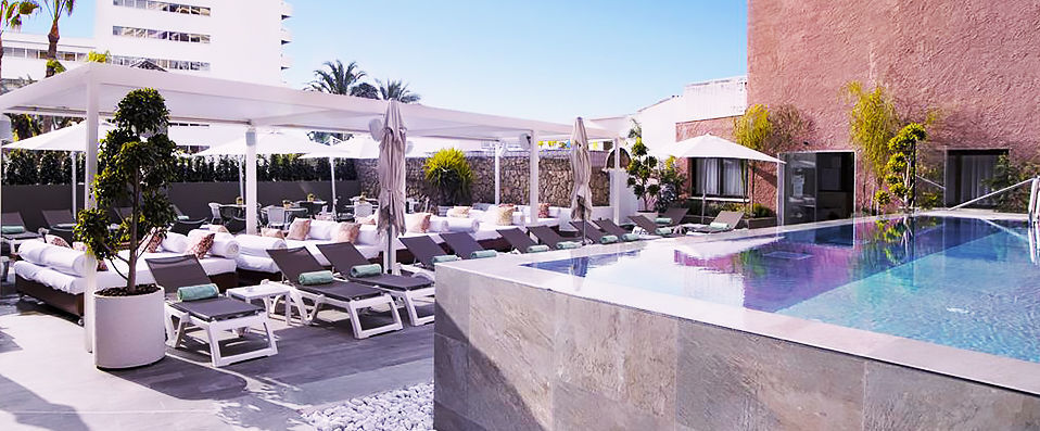 Hotel Fénix Torremolinos - Adults Only ★★★★ - A peaceful retreat overlooking the Mediterranean. - Costa del Sol, Spain