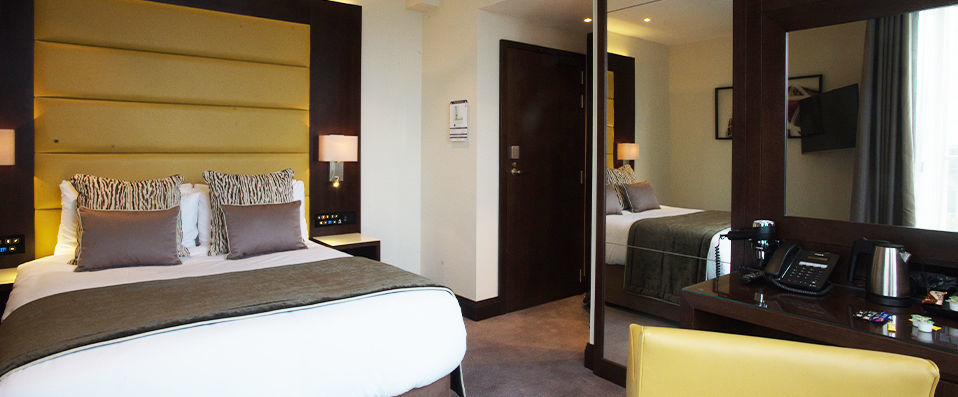 St George's Hotel – Wembley ★★★★ & Thames River Cruise - A wonderful getaway in London’s Wembley area - London, United Kingdom
