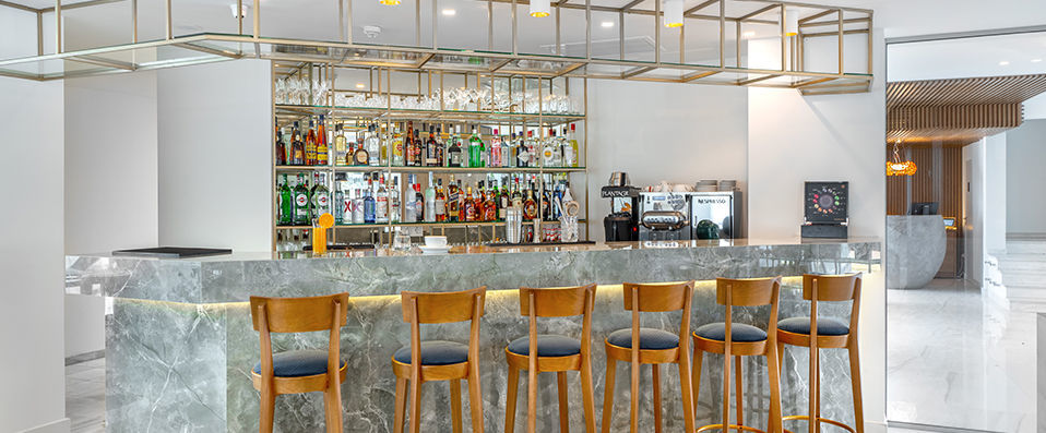 Glyfada Riviera Hotel ★★★★★ - L’alliance parfaite de la mer & de la culture. <b>Surclassement offert !</b> - Glyfada, Grèce