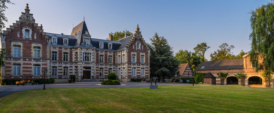 Château Tilques - Splendeurs et gastronomie dans un château du XIXe siècle. - Saint-Omer, France