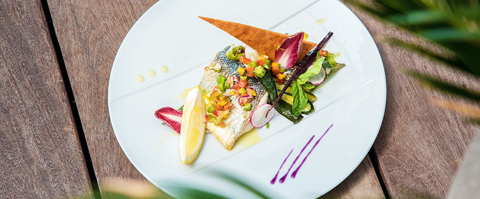 Hotel Croisette Beach Cannes - MGallery ★★★★ - Last Minute - Luxurious and central address in glamorous Cannes. - Cannes, France