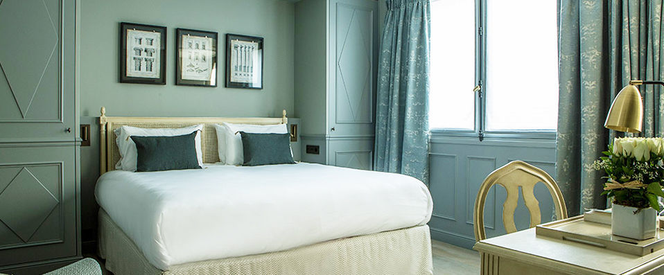 Hôtel Charles V ★★★★ - Sumptuous Swedish rococo style in perfect Parisian location - Paris, France