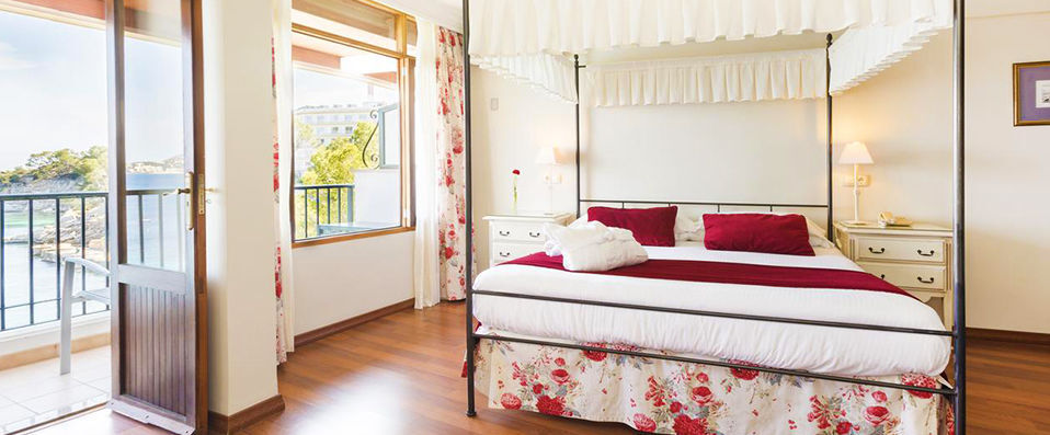 Hotel Cala Fornells ★★★★ - Family-run hotel in the most idyllic of settings. - Mallorca, Spain