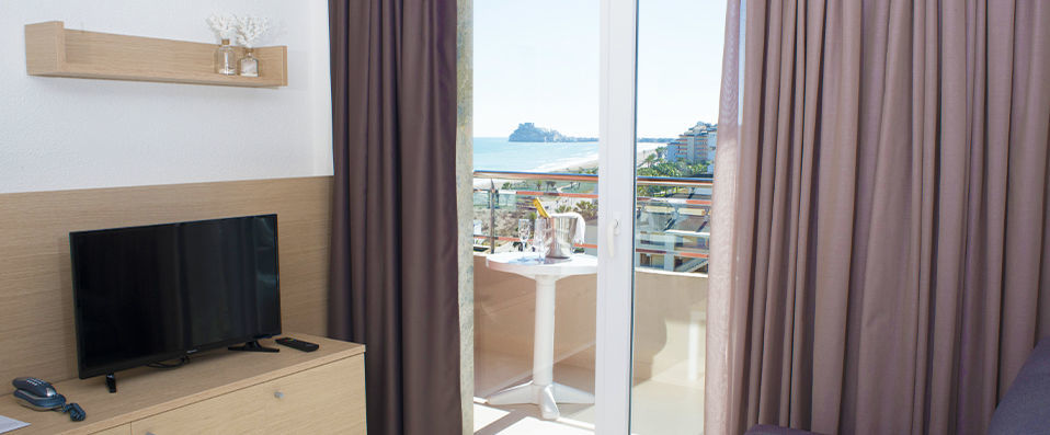 Aparthotel Acualandia ★★★★ - Apartment-style accommodation along the historic Costa del Azahar - Community of Valencia, Spain