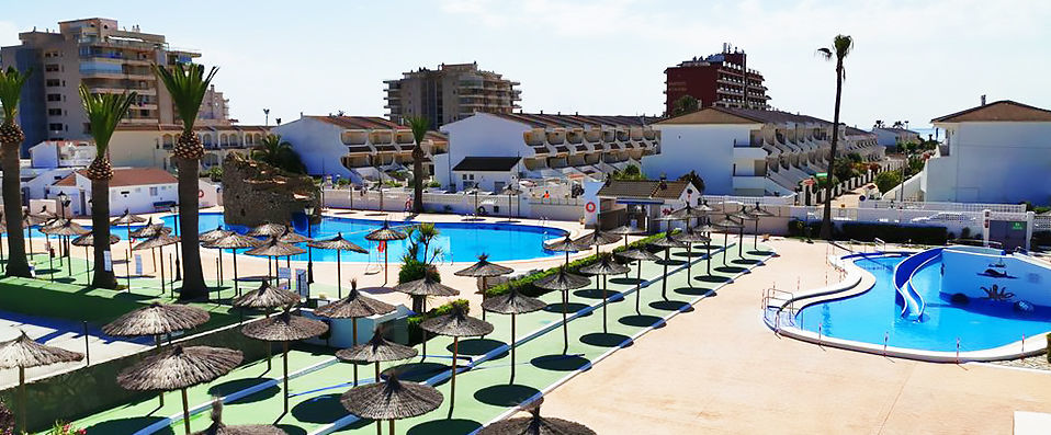 Aparthotel Acualandia ★★★★ - Apartment-style accommodation along the historic Costa del Azahar - Community of Valencia, Spain