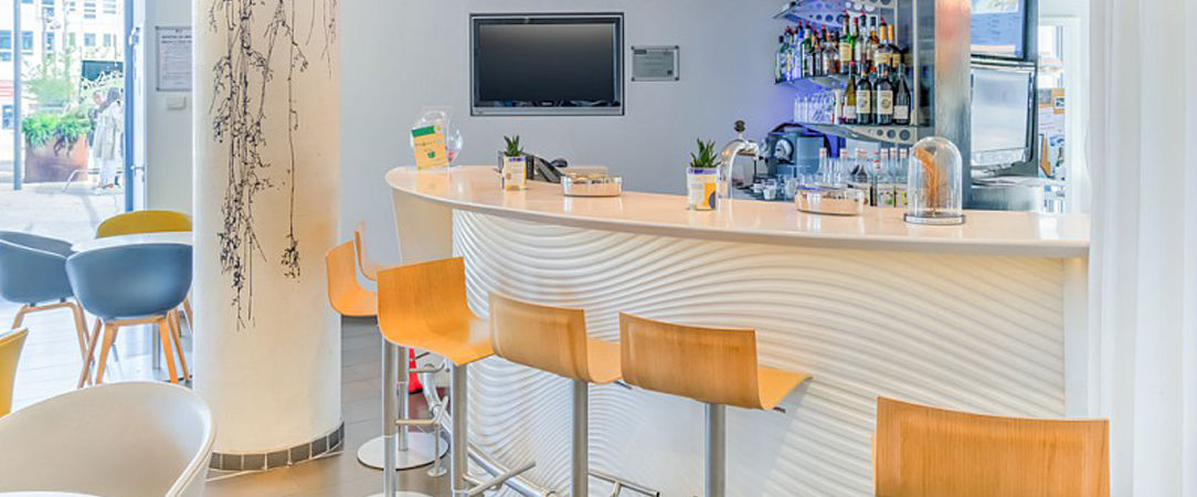 Novotel Suites Marseille Centre Euromed ★★★★ - Last Minute - Stunning suite in the heart of Marseille. - Marseille, France