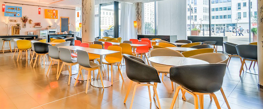 Novotel Suites Marseille Centre Euromed ★★★★ - Last Minute - Stunning suite in the heart of Marseille. - Marseille, France