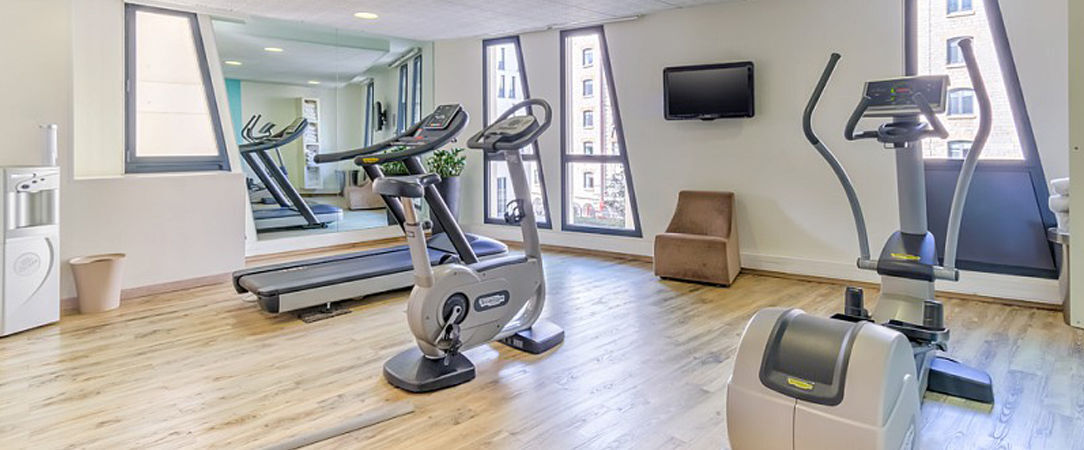 Novotel Suites Marseille Centre Euromed ★★★★ - Last Minute - Stunning suite in the heart of Marseille. - Marseille, France