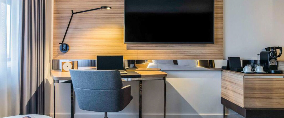 Novotel Amsterdam City ★★★★ - An ideal city break in the chicest part of the Venice of the North. - Amsterdam, Netherlands