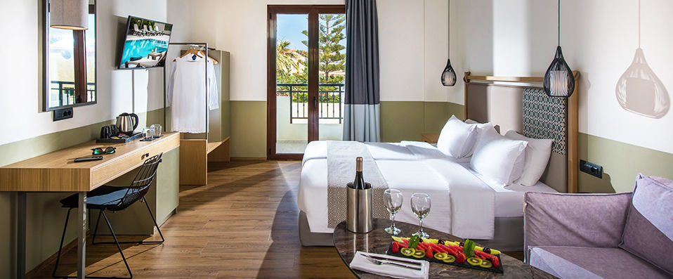 Petousis Hotel & Suites ★★★★ - Escapade étoilée sous le soleil crétois. - Crète, Grèce