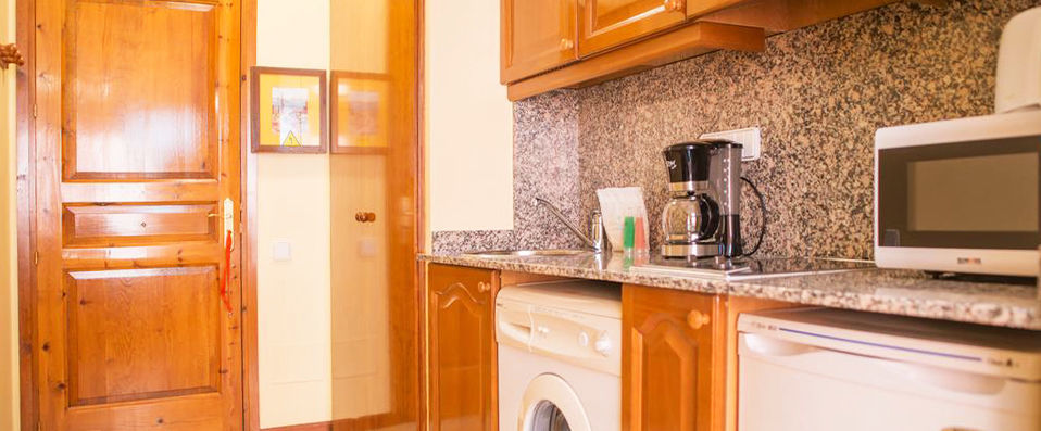 Aparthotel Ona Dorada el Tarter - Relaxation and excitement at the foot of the mountains in Andorra - Andorra