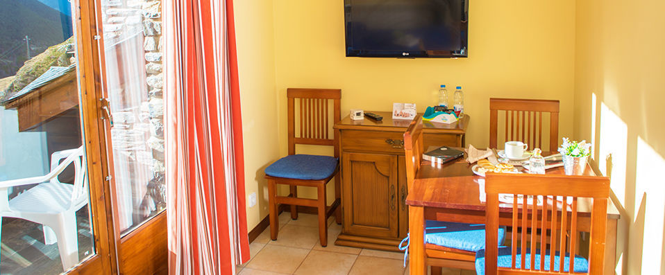 Aparthotel Ona Dorada el Tarter - Relaxation and excitement at the foot of the mountains in Andorra - Andorra