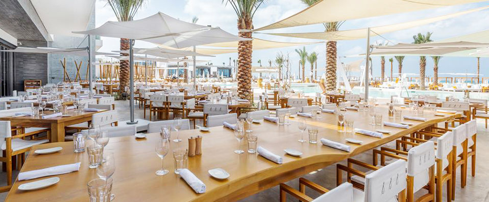 Nikki Beach Resort & Spa Dubaï ★★★★★ - Le luxe absolu au cœur d’une adresse exclusive. - Dubai, United Arab Emirates