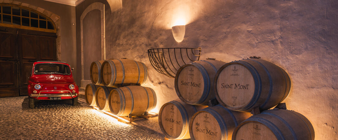 Le Monastère de Saint-Mont Hotel & Spa ★★★★ - Un refuge confidentiel dans un ancien monastère, où l’Histoire dialogue avec un confort discret. - Gers, France