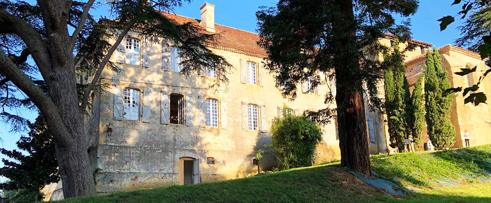 Le Monastère de Saint-Mont Hotel & Spa ★★★★ - Luxe, histoire, gourmandise & relaxation dans un cadre idyllique en plein cœur du Gers. - Gers, France