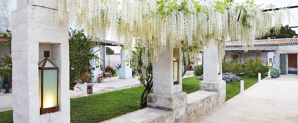 Borgo Sentinella ★★★★ - Charm, character and stunning scenery in a 17th-century farmhouse. - Puglia, Italy