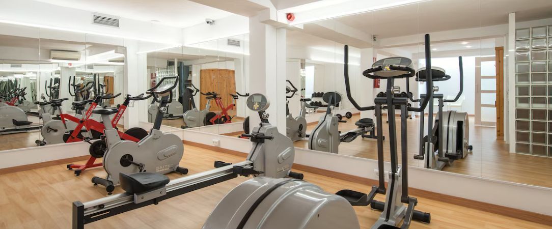 Hotel Climia Belroy ★★★★ - The perfect beachside escape in Benidorm - Benidorm, Spain