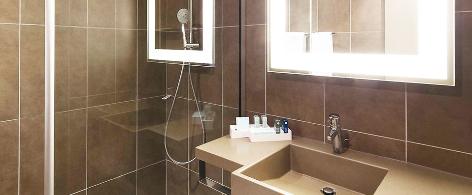 Novotel Nantes Centre Gare ★★★★ - Stylish city-break in historic Nantes - Nantes, France