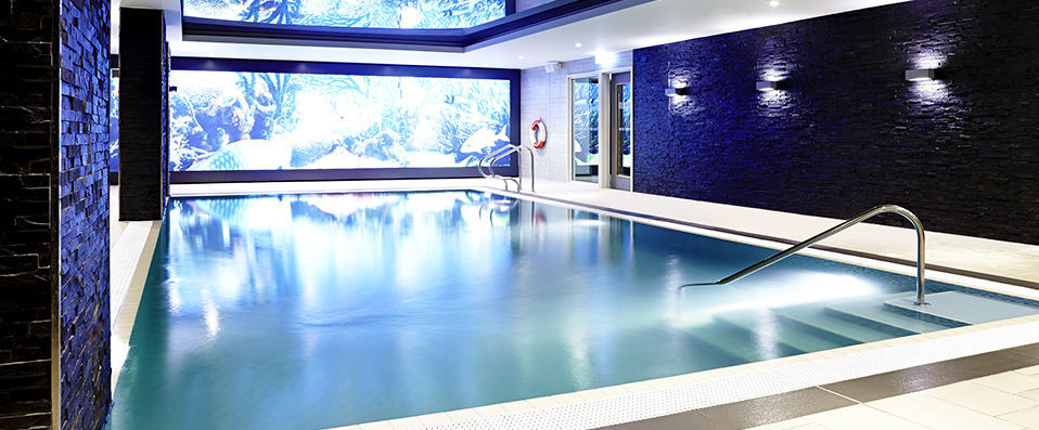 Novotel London Brentford ★★★★ & explore English culture - A stylish urban oasis providing comfort in West London. - London, United Kingdom