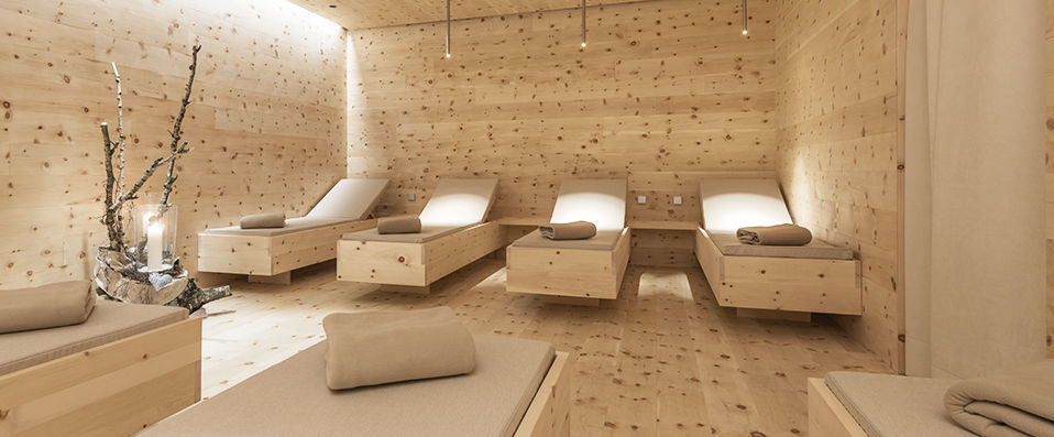Paula Wiesinger Apartments & Suites ★★★★ - Stylish and modern comfort in the heart of the stunning Dolomites. - South Tyrol, Italy