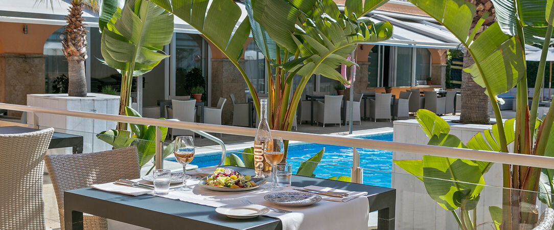 Apartamentos Barcarola - Une adresse pour flâner en toute indépendance sur la Costa Brava, entre plage et douceur méditerranéenne. - Costa Brava, Spain