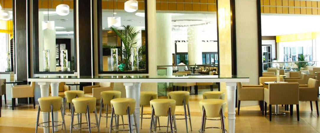 RIU PLAZA MIAMI BEACH ★★★★ - Entre palmiers & sable blanc, plongez dans le luxe made in Miami. - Miami, États-Unis
