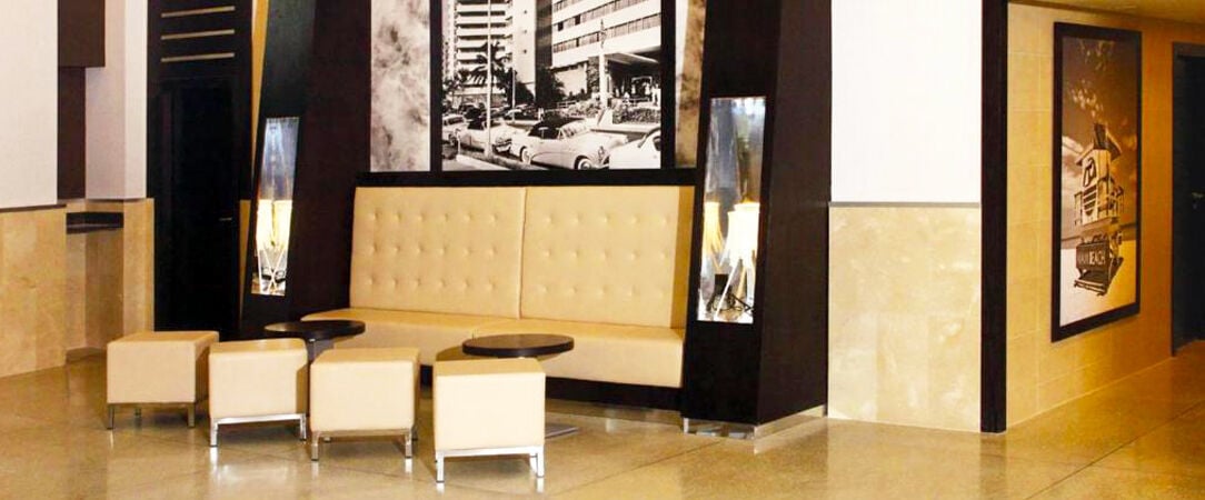 RIU PLAZA MIAMI BEACH ★★★★ - Entre palmiers & sable blanc, plongez dans le luxe made in Miami. - Miami, États-Unis