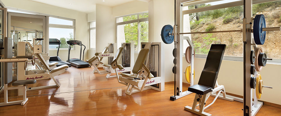 Wyndham Loutraki Poseidon Resort ★★★★★ - Soleil, plage & histoire sous le soleil grec. <b>Demi-pension incluse !</b> - Péloponnèse, Grèce