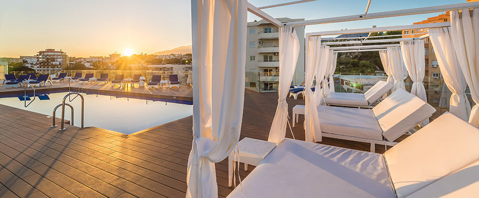 Roc Lago Rojo Adults Recommended ★★★★ - Escapade romantique sur la Costa del Sol. <b>Demi-pension incluse !</i> - Costa del Sol, Espagne