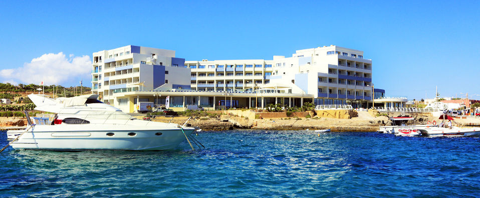 Labranda Riviera Hotel & Spa ★★★★ - A rejuvenating experience on the pristine Maltese coast. - Malta