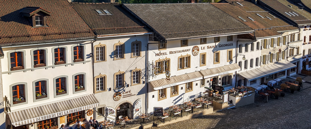 Hôtel Le Saint Georges - Bâtisse historique au centre de Gruyères. - Gruyères, Suisse
